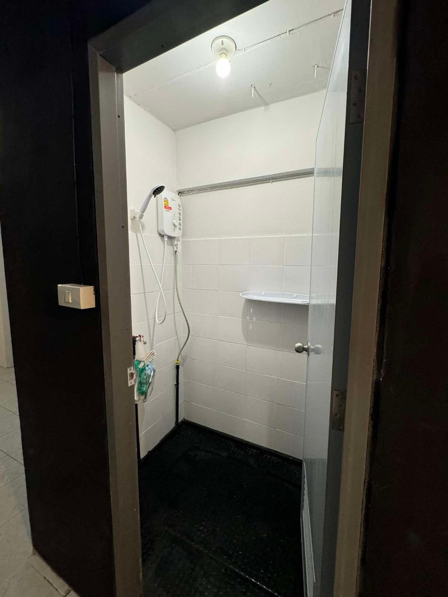 Mahar Hostel Chiangmai Chiang Mai Bagian luar foto
