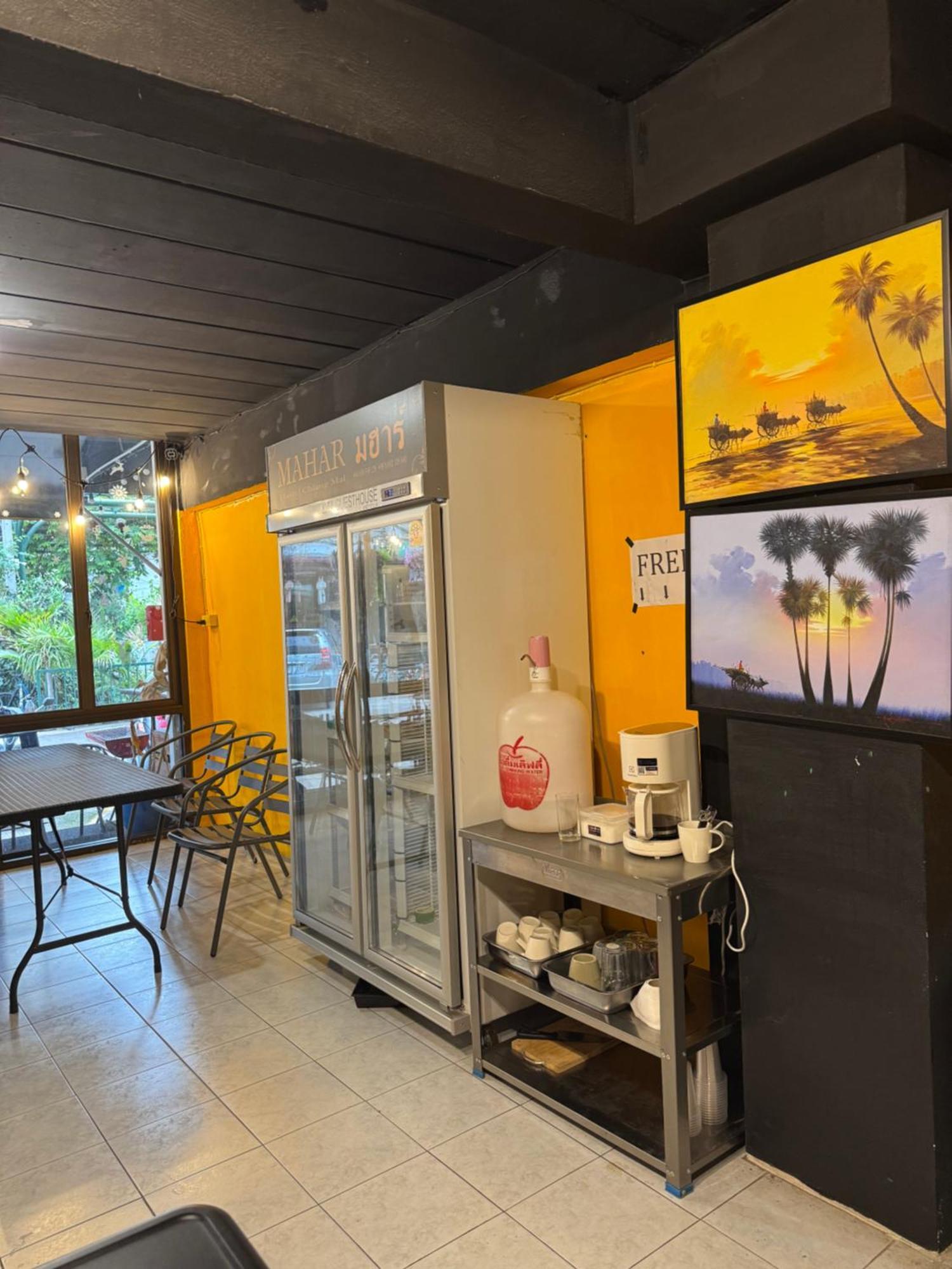 Mahar Hostel Chiangmai Chiang Mai Bagian luar foto